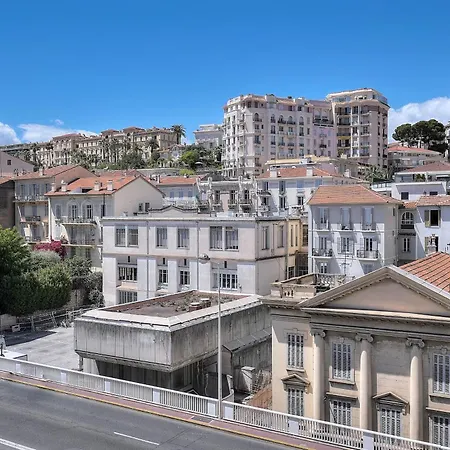 Le Eve- 350m Mer- 600 Palais-vca Апартаменты